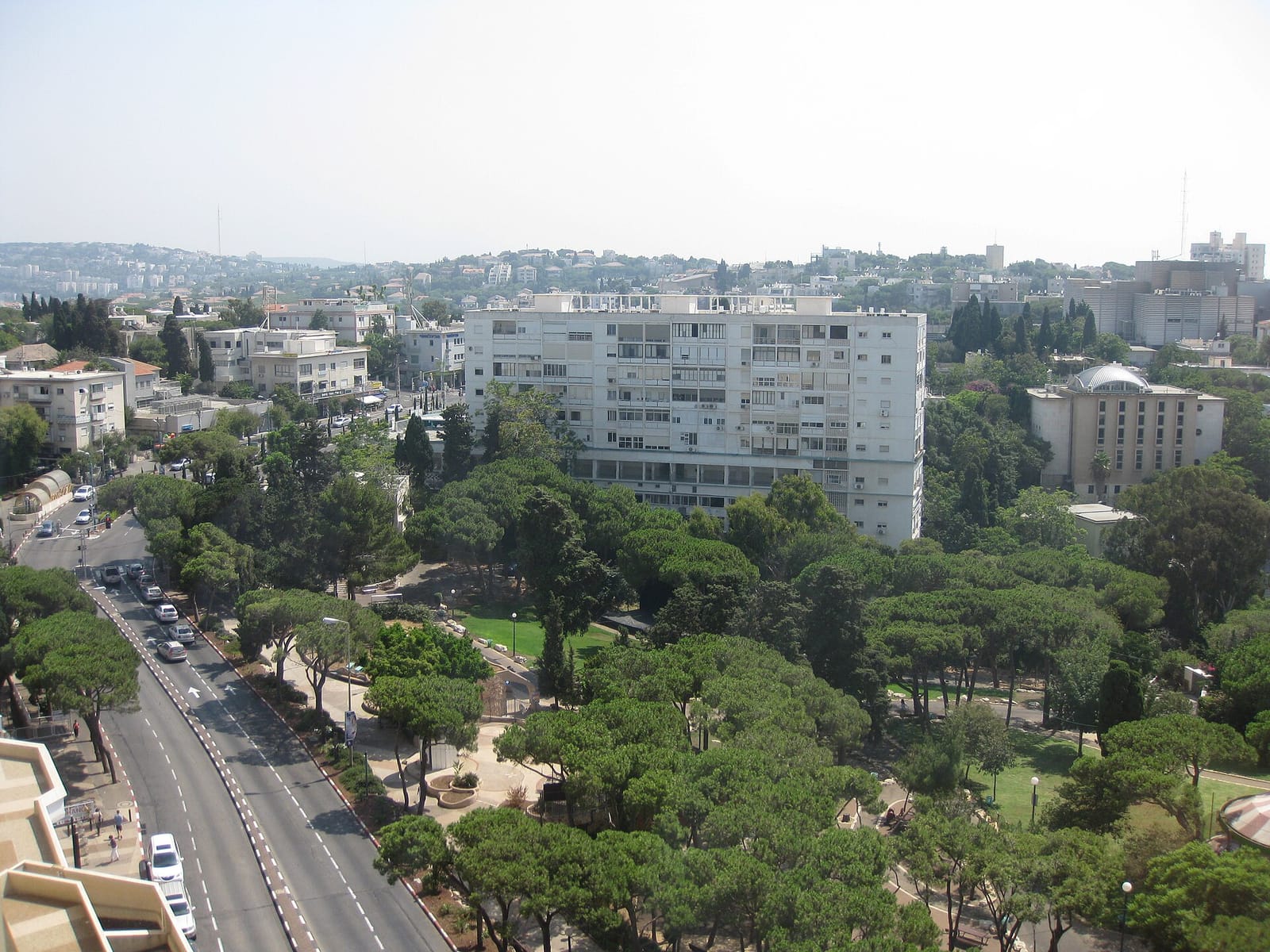 מרכז הכרמל, חיפה